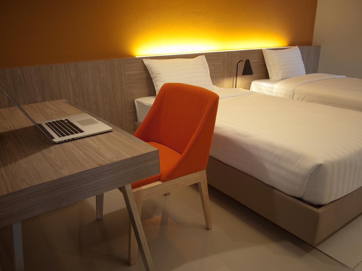 Abizz Hotel Lampang Airport Room photo