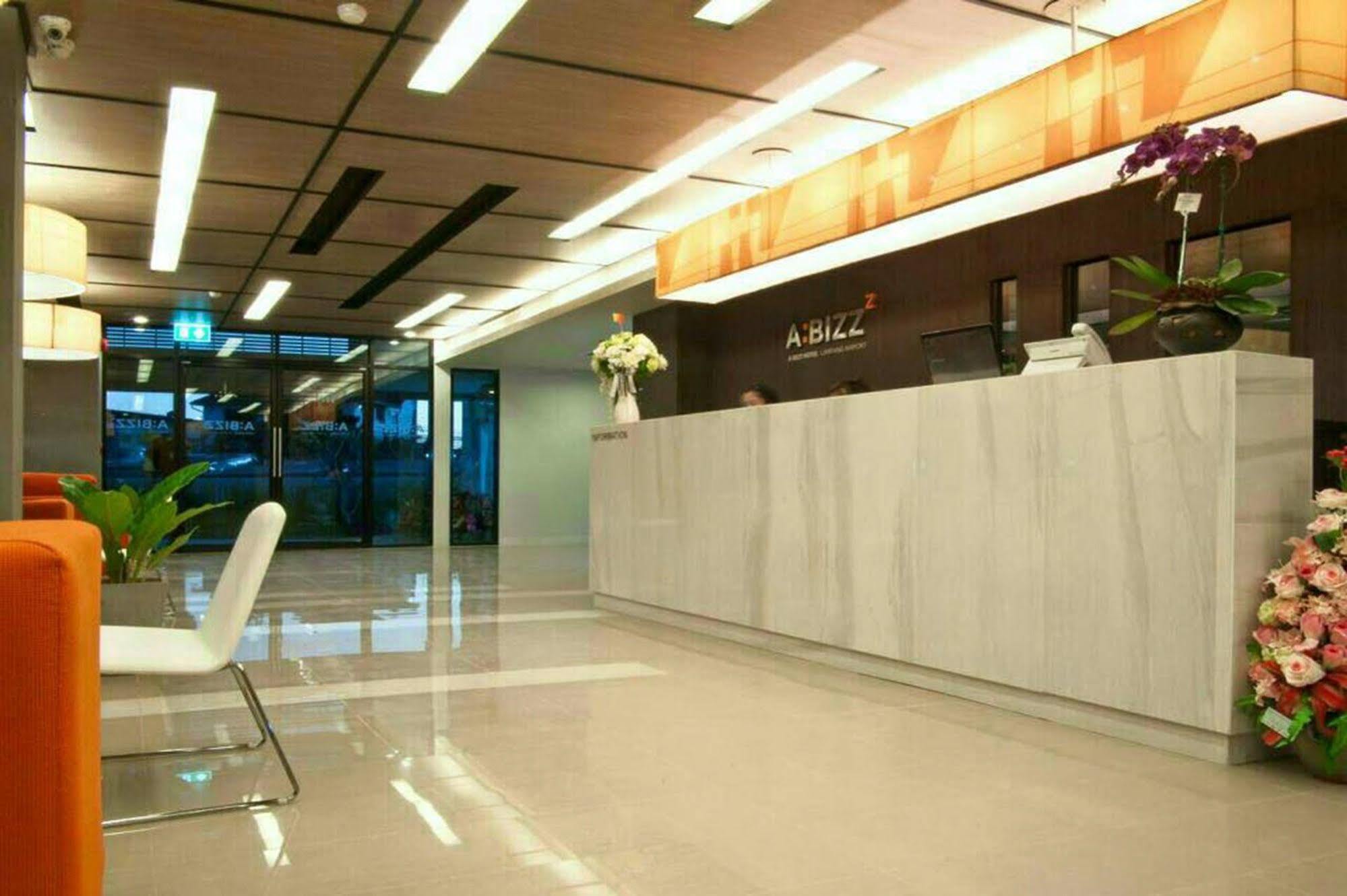 Abizz Hotel Lampang Airport Exterior photo