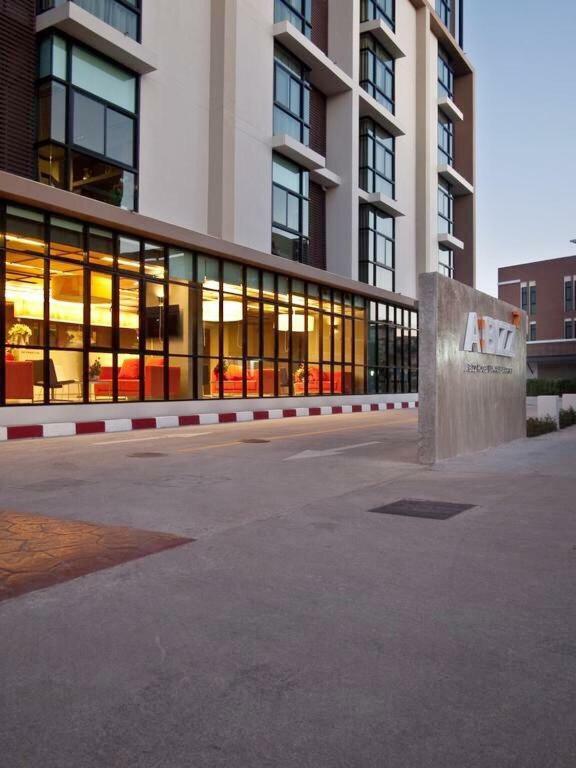 Abizz Hotel Lampang Airport Exterior photo