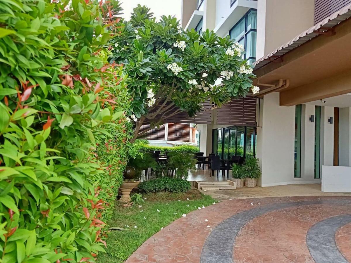 Abizz Hotel Lampang Airport Exterior photo