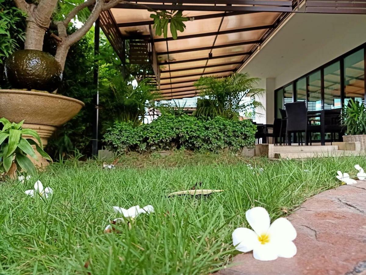 Abizz Hotel Lampang Airport Exterior photo