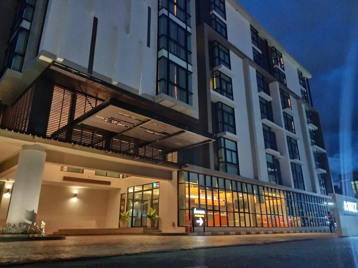Abizz Hotel Lampang Airport Exterior photo